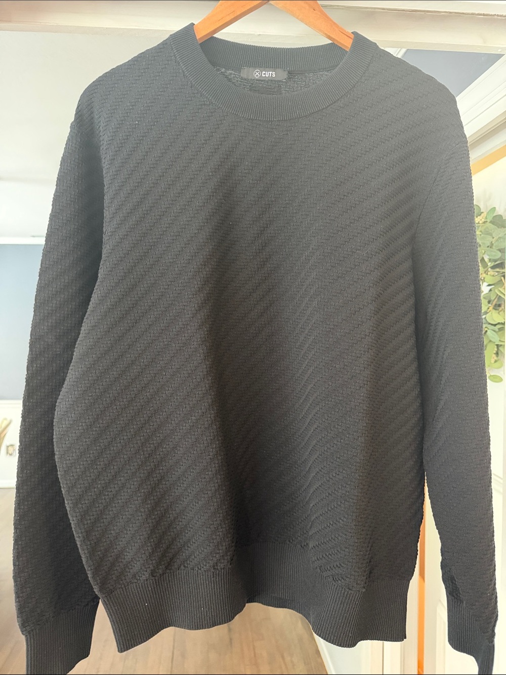 Men's Cuts Riviera Black Textured Crewneck Sweater